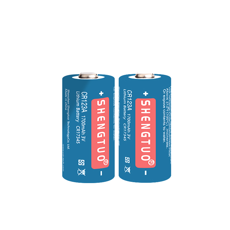 CR123A 1700mAh  3.0V